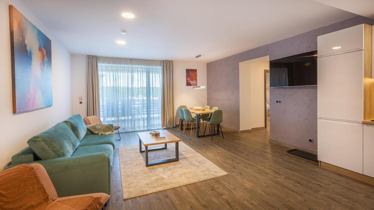Charming Family Condo In Silver Mountain Poiana Brasov Exteriör bild